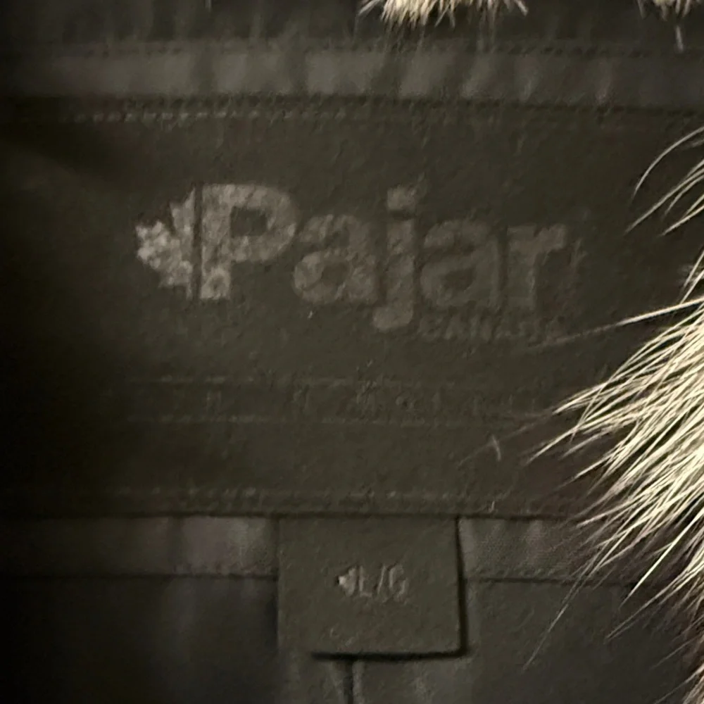 Pajar Womens Large Black Fur-Trimmed Winter Coat. TheFur trim is Rabbit and Fox. - Picture 2 of 10
